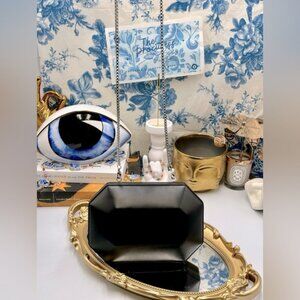 🆕 LULU GUINNESS 🧿 NWOT Black Leather Gem Clutch on a Chain